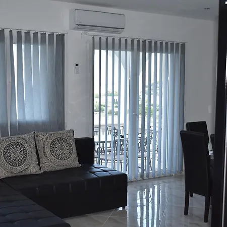 Apartman Horizont Апартаменты