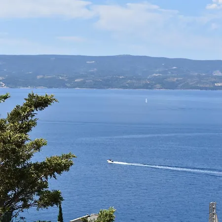 Apartman Horizont * Omis